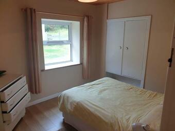 Spectacular Seaviews Cottage, Leenane