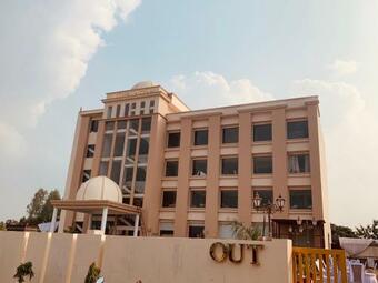 The Asha, Basti - Am Hotel Kollection