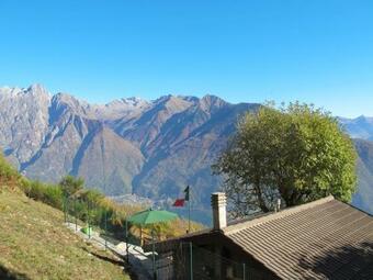 Locazione Turistica La Tana Del Lupo - Gla415