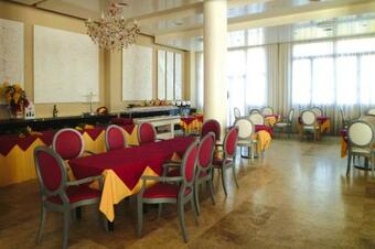 Apartamento Holiday Resort Regina Del Mare Calambrone - Ito02464-cya