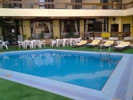 Gaddis Luxor Hotel, Suites And Apartments