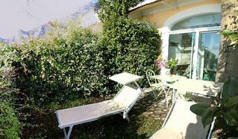 Nocelle Villa Sleeps 2 Air Con Wifi