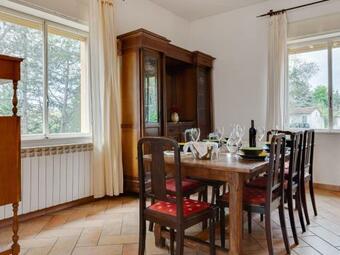 Inviting Farmhouse In San Venanzo With Garden