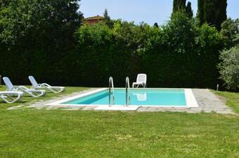 Castelnuovo Scalo Villa Sleeps 4 With Pool Air Con And Wifi