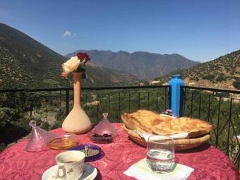 Unique 9 Bedroom House In National Park