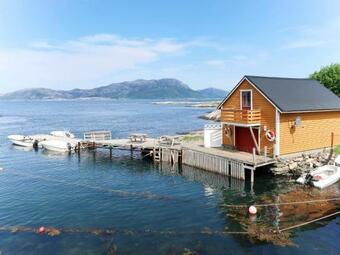 Holiday Home Sj�bua - Fjs160