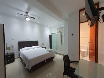 Hotel Golden Sky