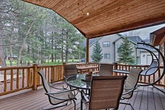 Pinetop Golf Course Home With Furnished Deck!