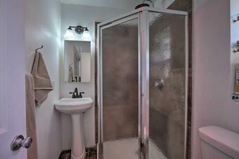Charming Abode With Patio 5 Minutes To Balboa Park!