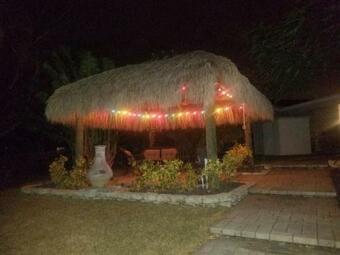 Apollo Beach Home With Pool, Room To Entertain, Pet Friendly! Home