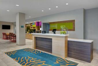Hotel Home2 Suites By Hilton Fort Myers Colonial Blvd