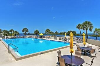 Apartamento Hudson Resort Condo With Gulf Views And Beach!