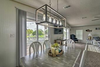 Retreat On The River With Boat Slip, Porch, And Grill!