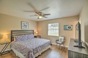 North Port Gem Near Beaches, Golf, And Shops!