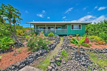 Palaoa House With Lanai And Ocean Views-by South Point