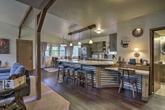 Private Cabin, 5-min Drive To Hot Springs And Golf!