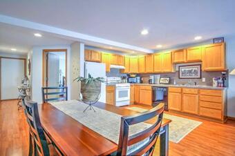 Apartamento Charming Grand Haven Apt With View - Walk Everywhere!