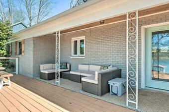 Lake Norman Home With Private Dock And Game Room!