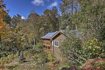 2br Highlands Luxury Cabin With Stone Firepit In Town