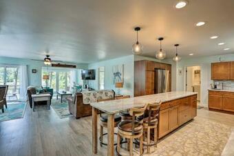 Sunset Beach Home With Lake Views, 3 Mi To Coast