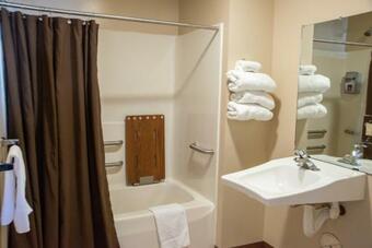 Hotel West Bank Inn