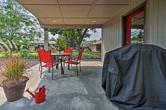 Newly-built Home Near Wineries And Blue Mountains