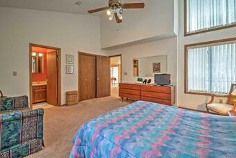 Roomy Pocono Home Less Than 3 Mi To Hickory Run State Park