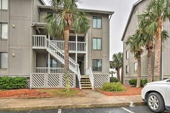 Apartamento Luxe Island Condo With Deck Play, Swim And Relax!