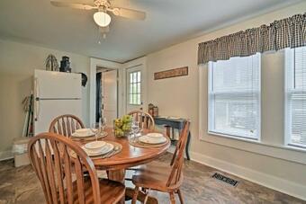 Historic 1920s Jefferson Cottage At Angell Manor!