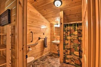 Pet-friendly Cabin With Fire Pit And River Access