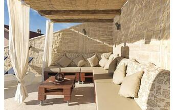 Four-bedroom Holiday Home In Kijevo