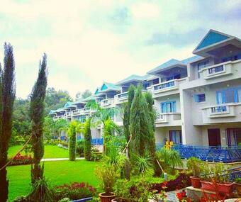 Hotel Hummingbird Resort