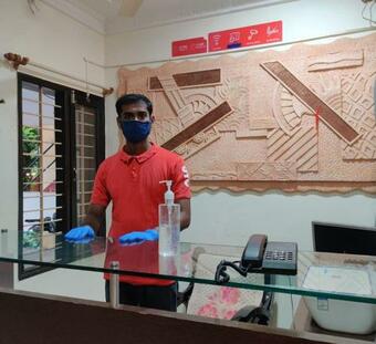 Hotel Oyo 12737 Jk Residency