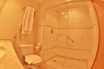 Hotel Esuites Lagoa Dos Ingleses - Alphaville