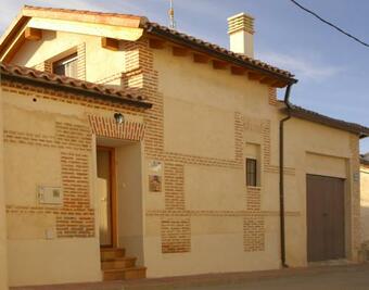 Apartamento La Casita De Adanero