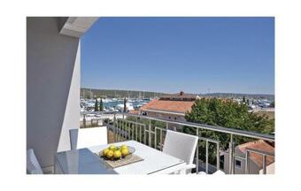 Apartment Bibinje Tezacki Put V