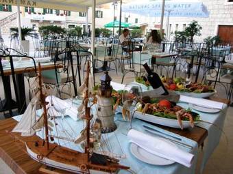 Hostal Pansion Kamenar