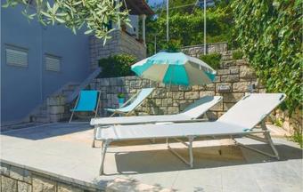 Holiday Home Postira Mala Lozna