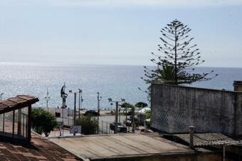 Bed & Breakfast Emerella Luxury Suites-siderno Lungomare