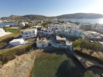 Hostal Apollon Rooms