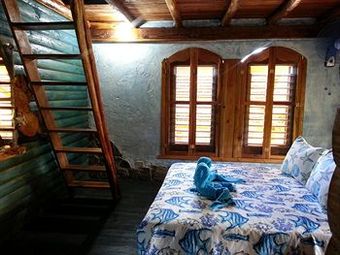 Chalet Tropical Village