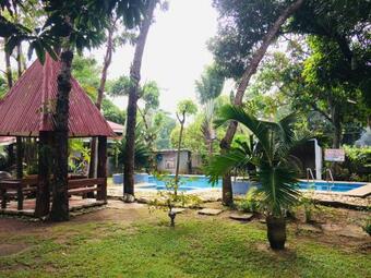 Hotel The Pelicans Resort