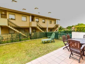 Apartamento Coqueta Y Luminosa Casa Con Jard�n