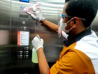 Hotel Front One Budget Boyolali