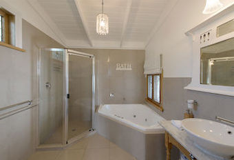 Lodge Beach Huts Middleton