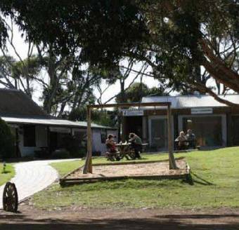 Seal Bay Cottages - Kaiwarra