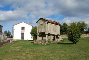 Casa Do Cruceiro Na Costa Da Morte