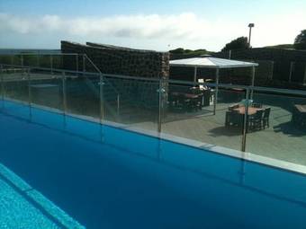 Hotel White Sands Estate