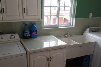 Apartamento Sunflower Escape Grande (ac / Wifi / Free Beach / Parking)