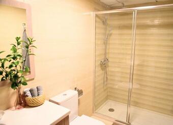 Apartamento Homely Málaga Don Cristian